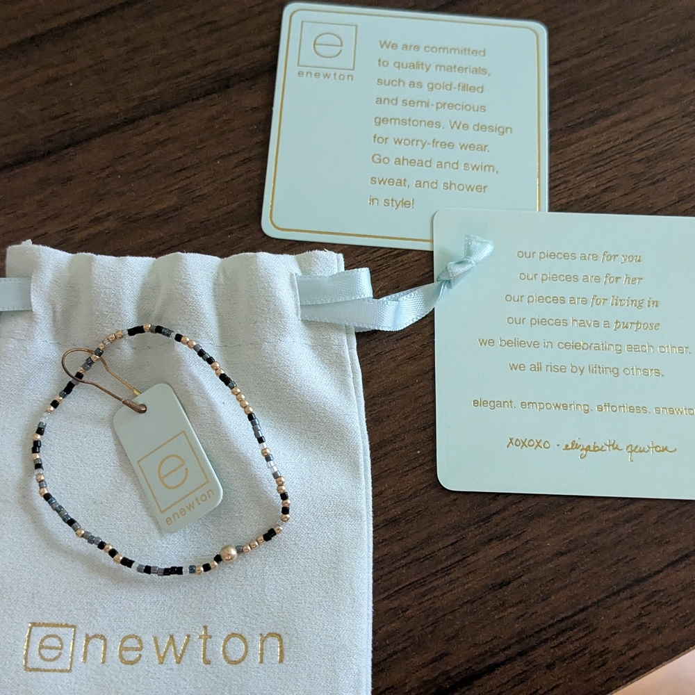 eNewton Black and Gold Beaded Bracelet